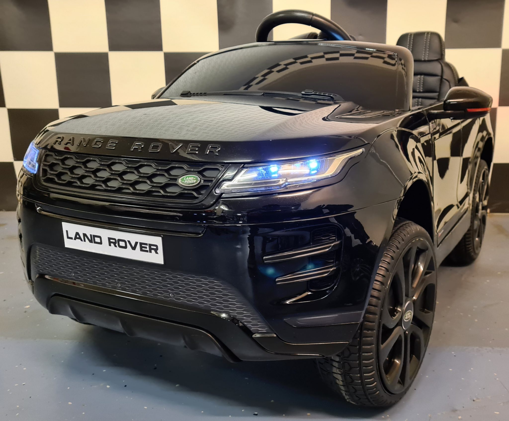 Kinderauto Range Rover Evoque 4×4 zwart gelakt