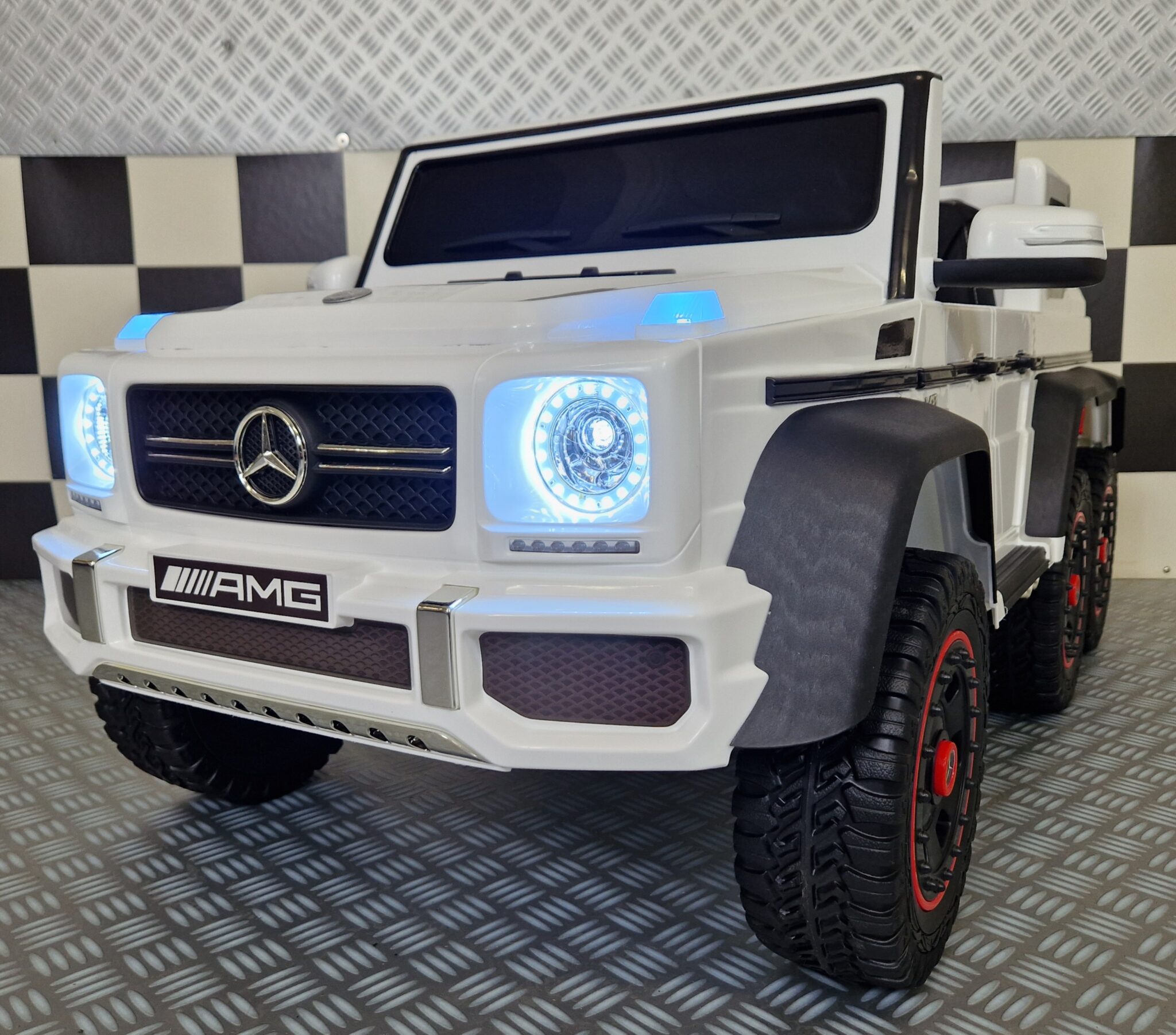 Kinderauto Mercedes G63 6×6 AMG 1-persoons wit